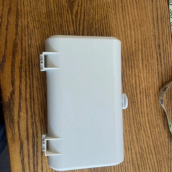 Small Caboodles cosmetic case rectangular with mirror EUC pale gray minimalist - Picture 3 of 10